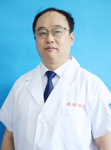 张伟华