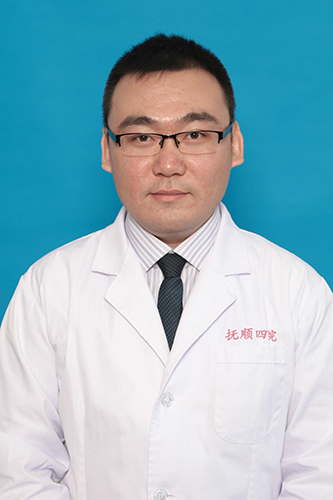 王翔外1.jpg